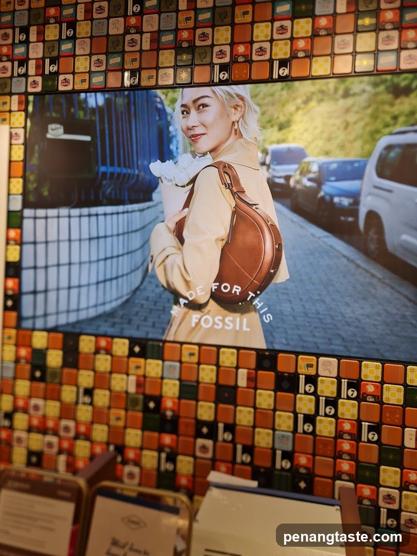 Fossil Advertisement
