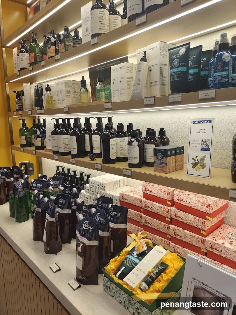 Cosmetics Display