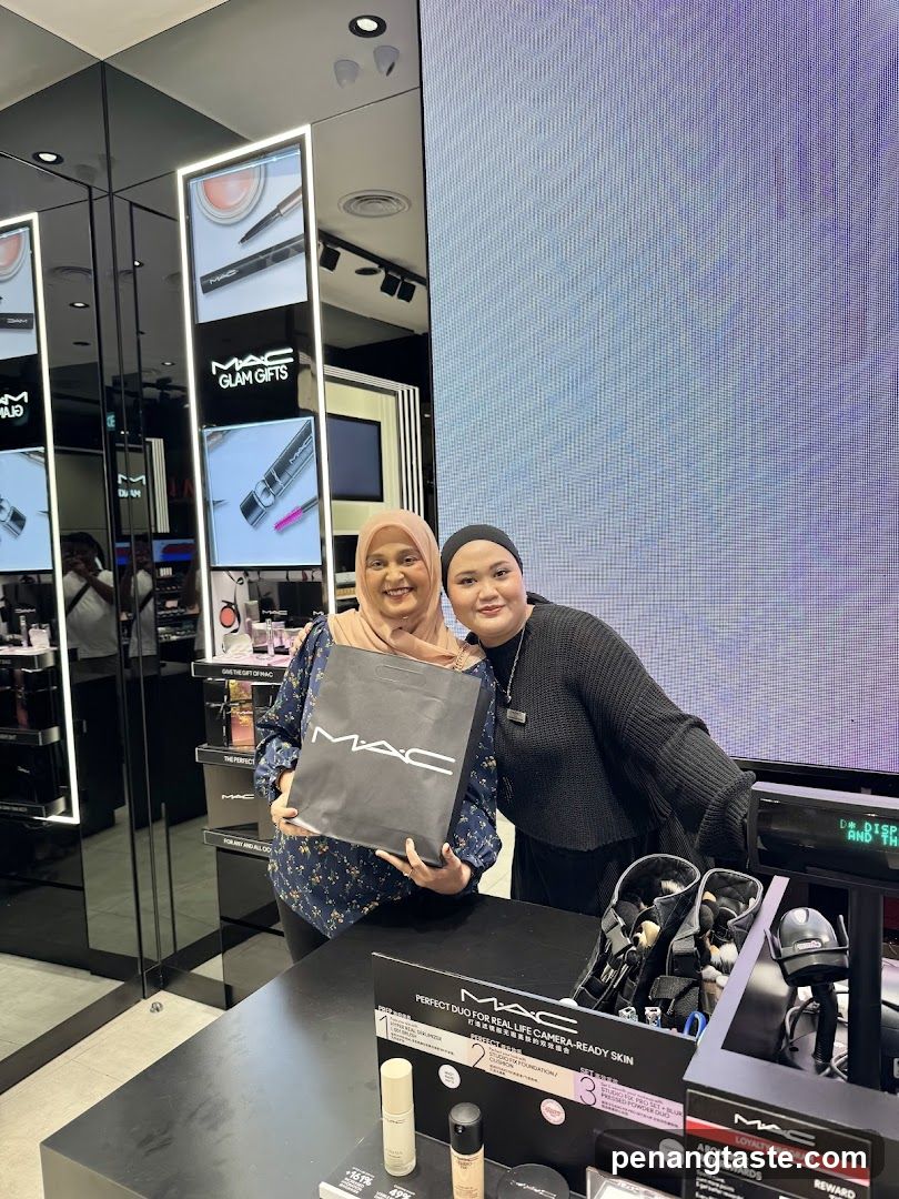 Mac Cosmetics