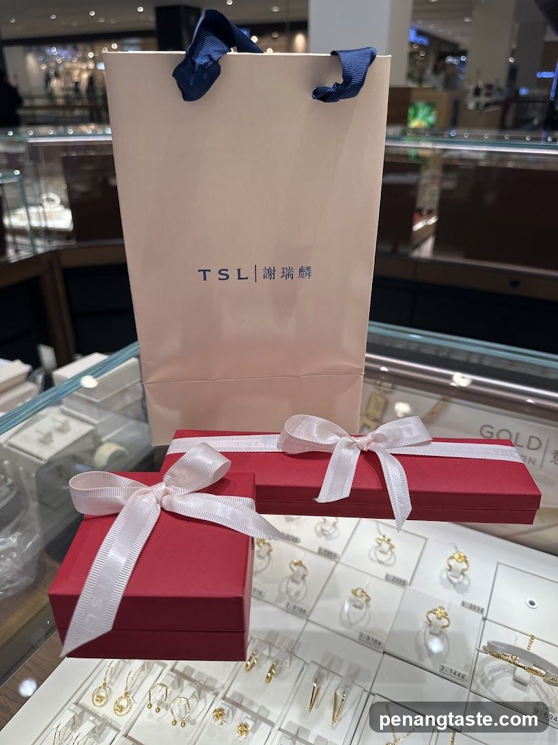TSL Jewelry Display