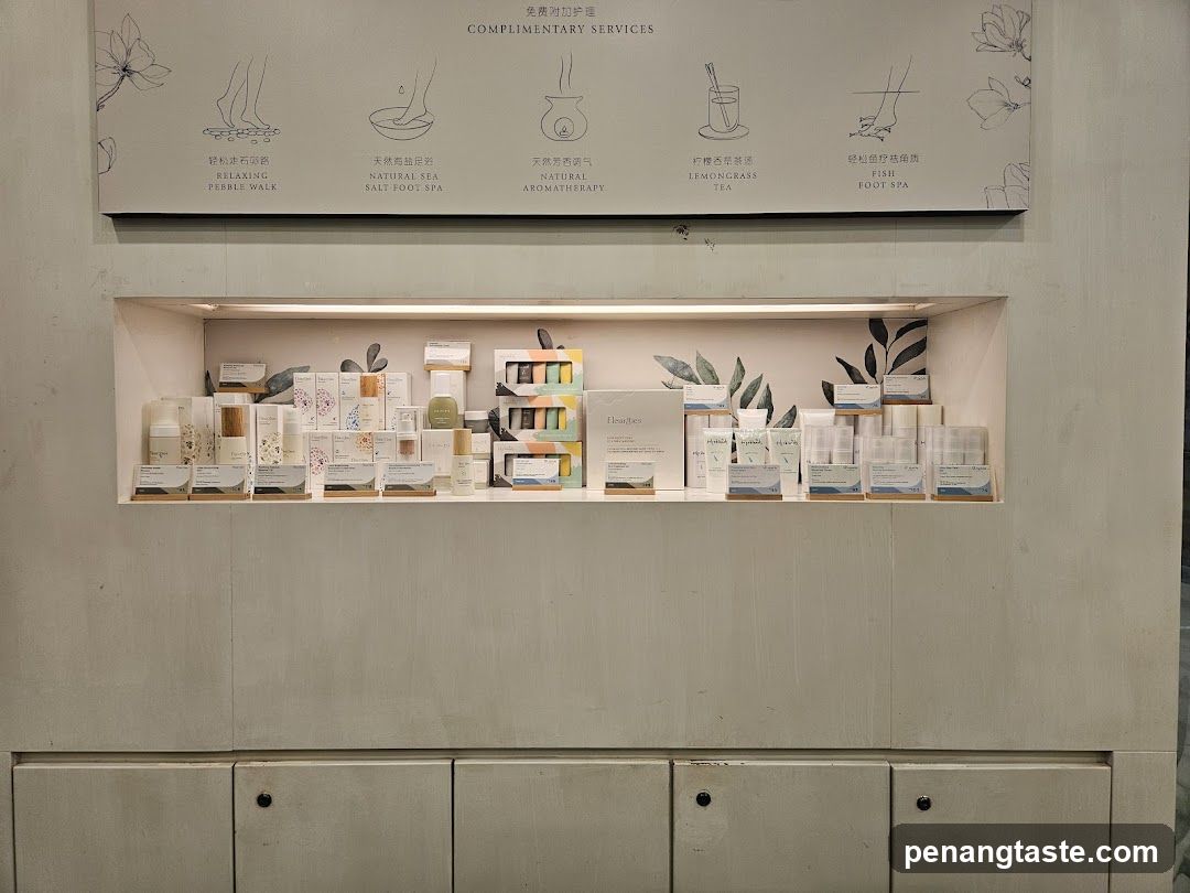 Complimentary Services Display