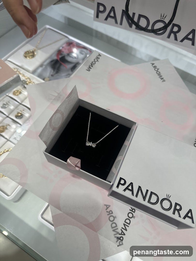 Pandora Jewelry Display