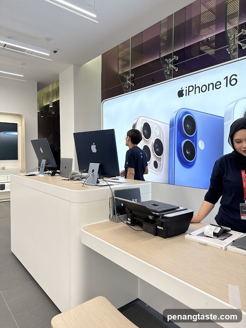 Apple Store Interior