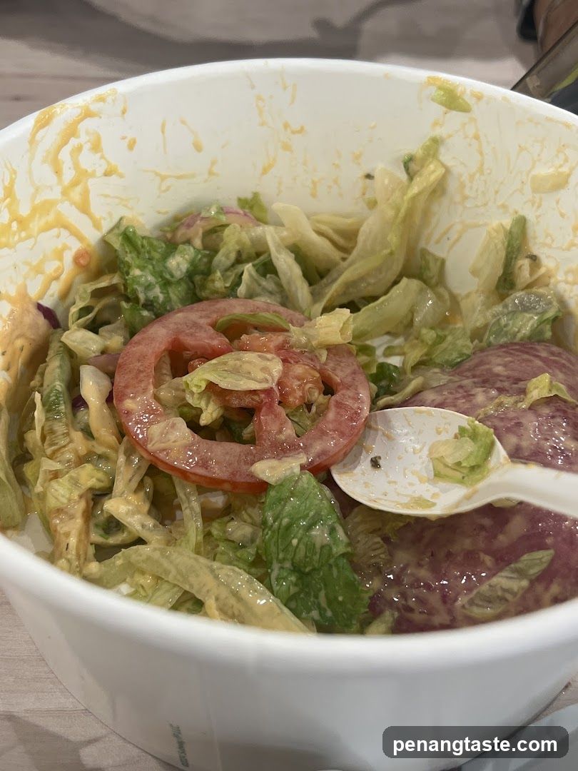 Salad Bowl with Dressing