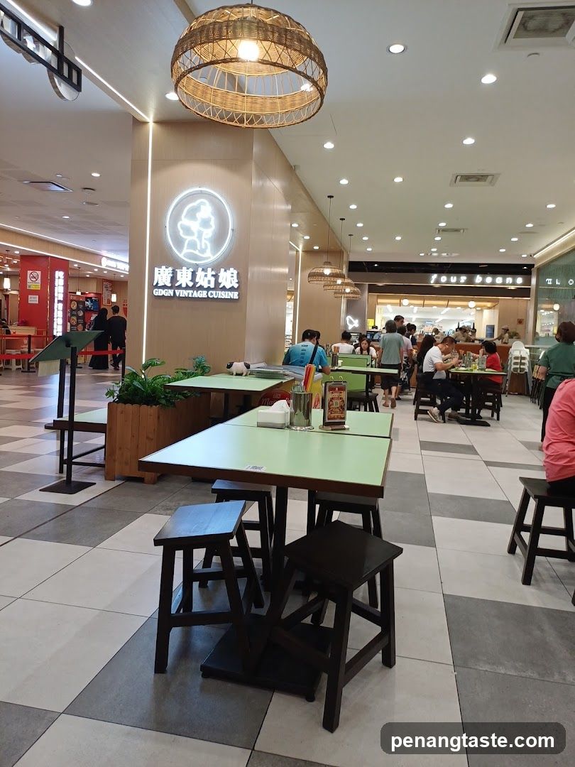 Cantonese Restaurant Interior