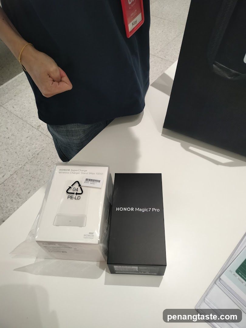 HONOR Product Display