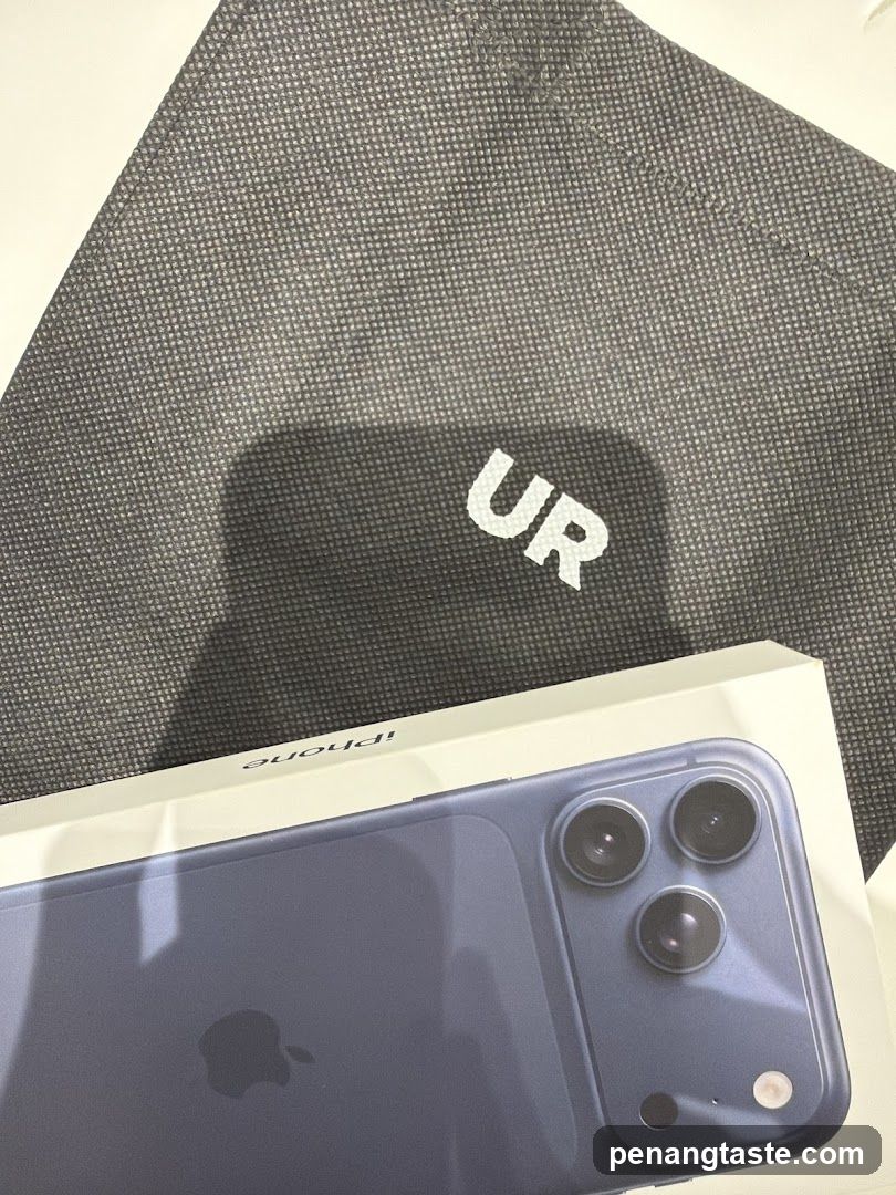 iPhone Box and Bag