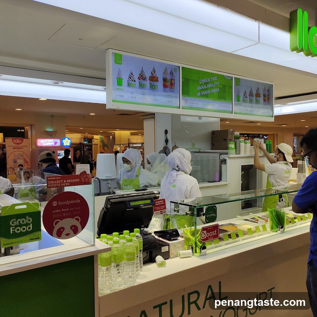 Lao Yogurt Counter Interior