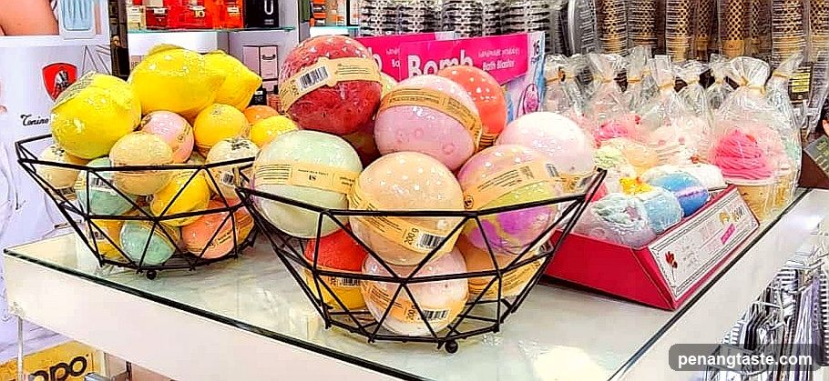 Bath Bomb Display