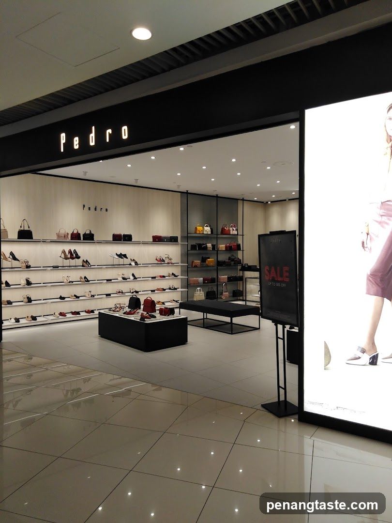 Pedro Store Interior