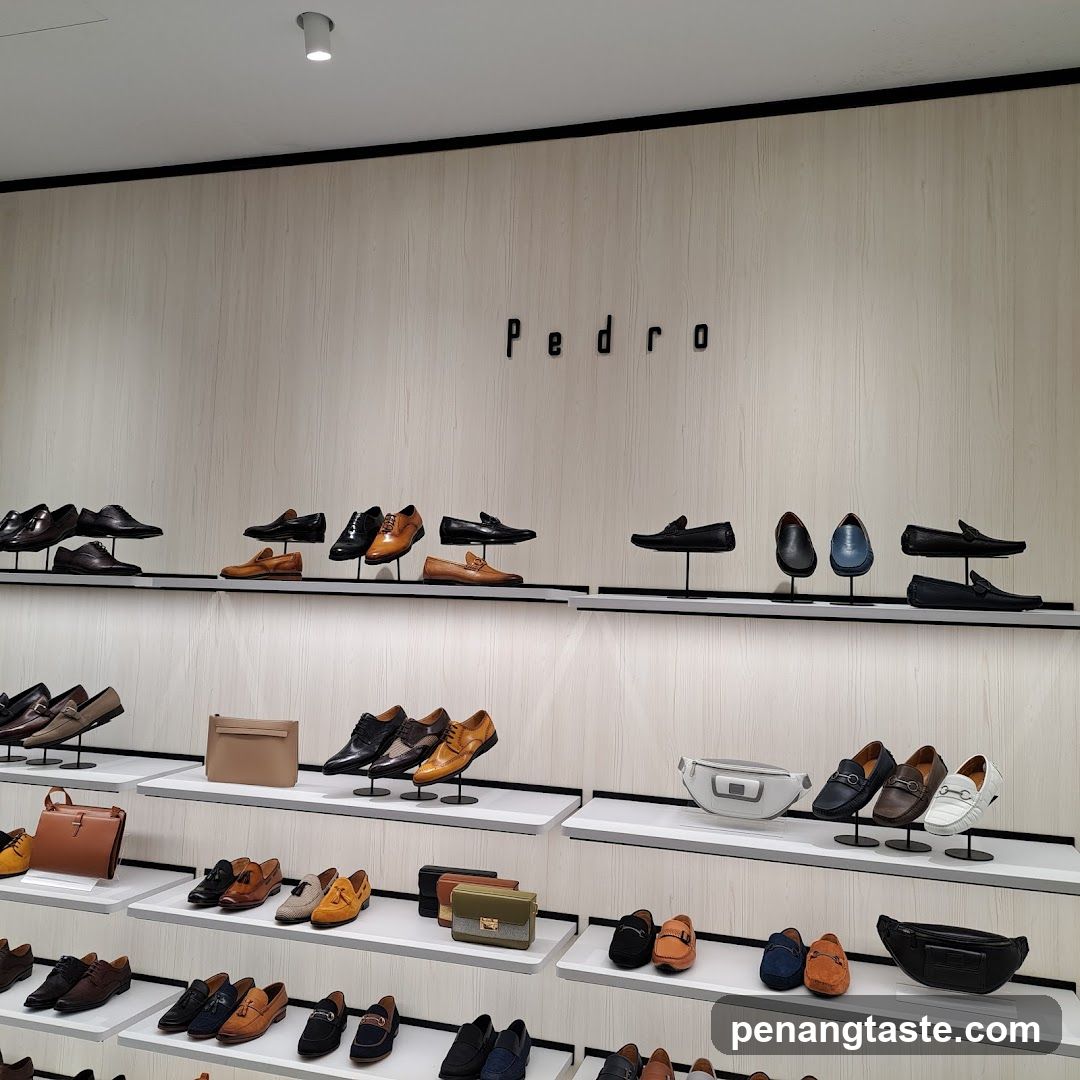 Pedro Shoe Store Interior