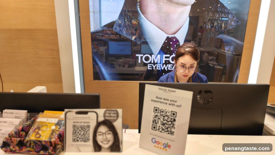 Tom Ford Eyewear Counter