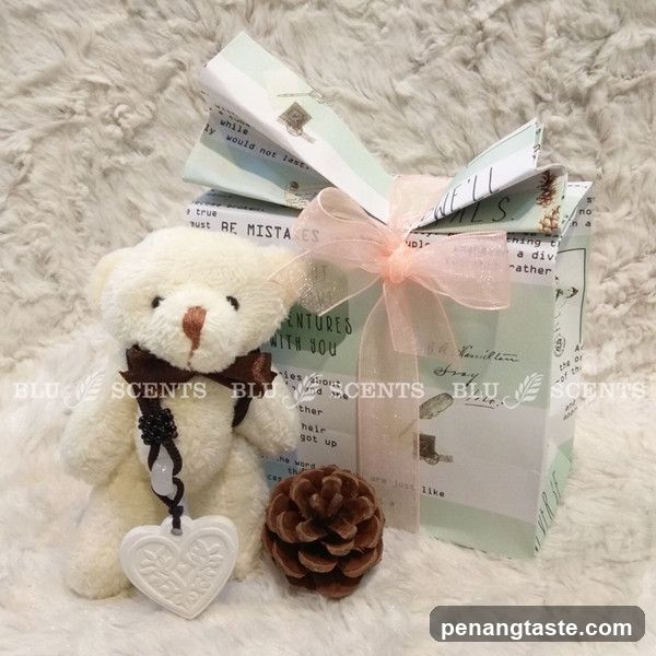 Gift Set Display