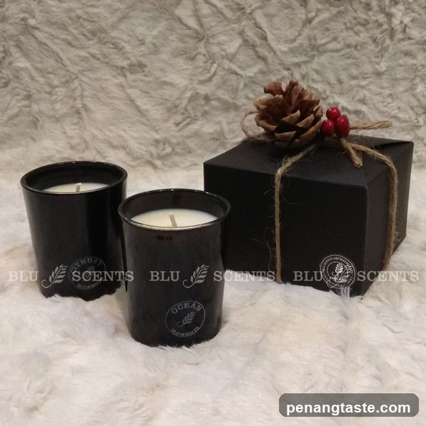 Candle Product Display