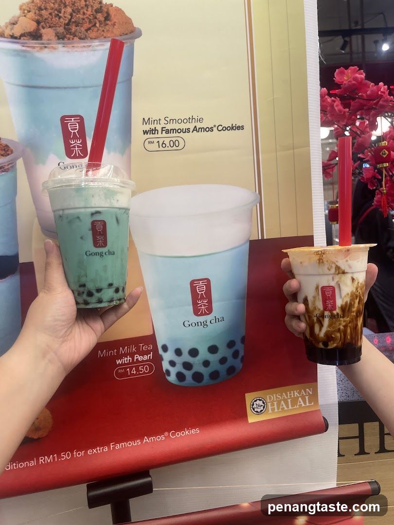 Gong cha beverages display