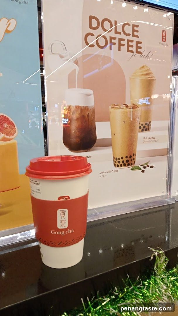 Gong cha promotional display