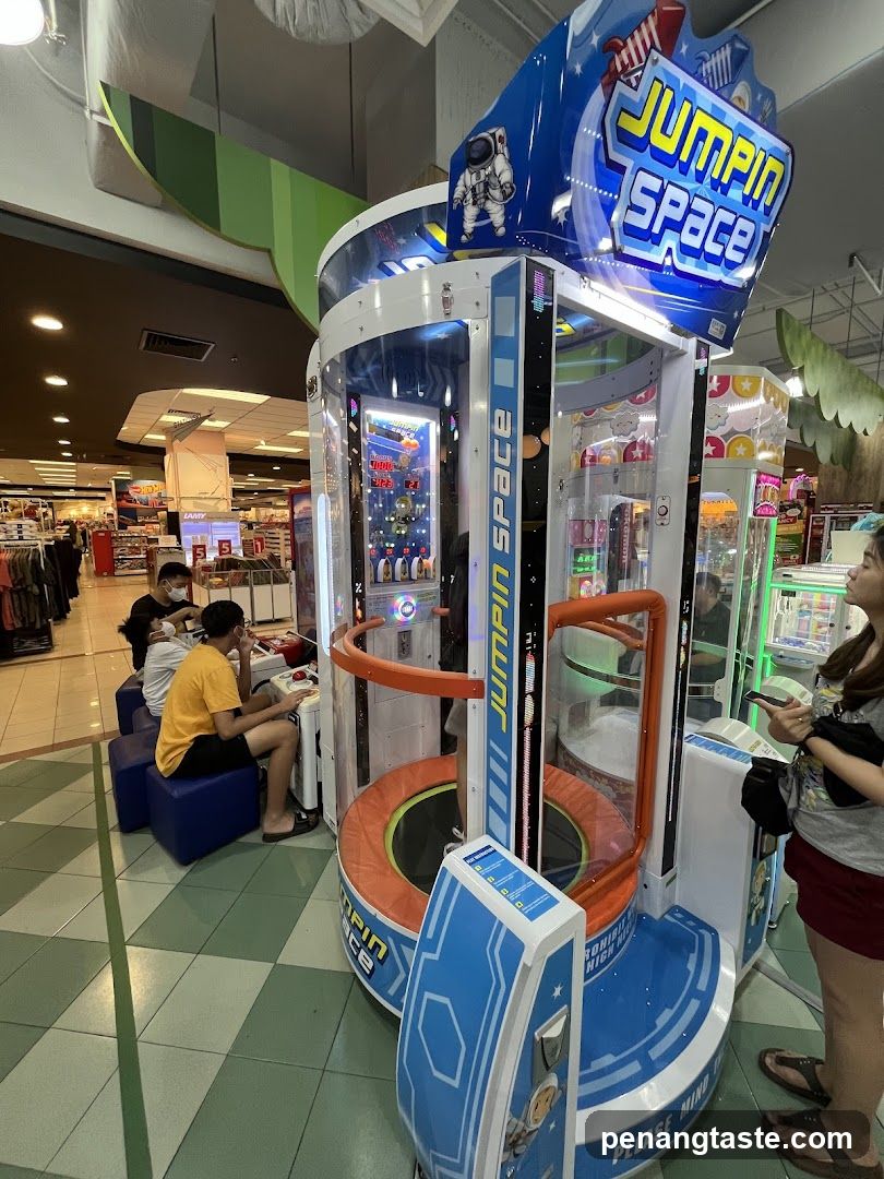 Jumpin Space arcade machine in shopping mall