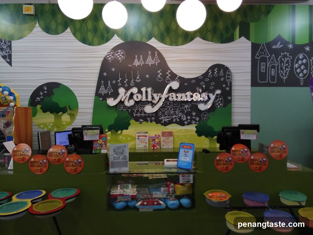 Mollyfantasy Store Interior
