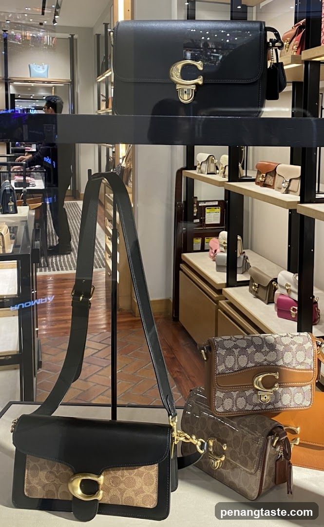Shop Interior Display