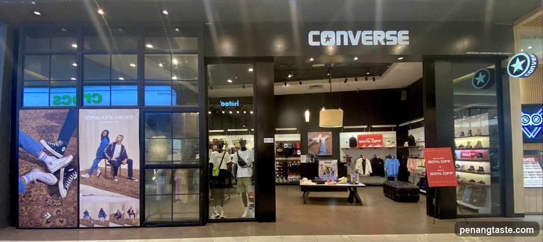 Converse Store
