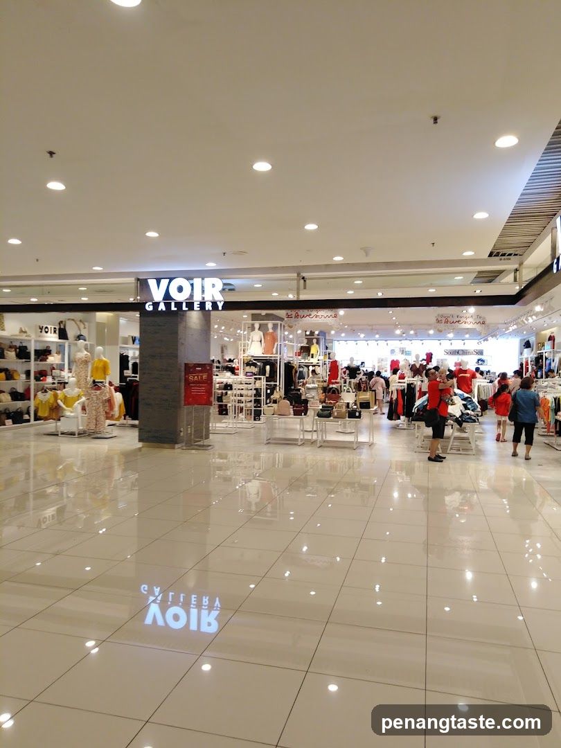 VOIR Gallery