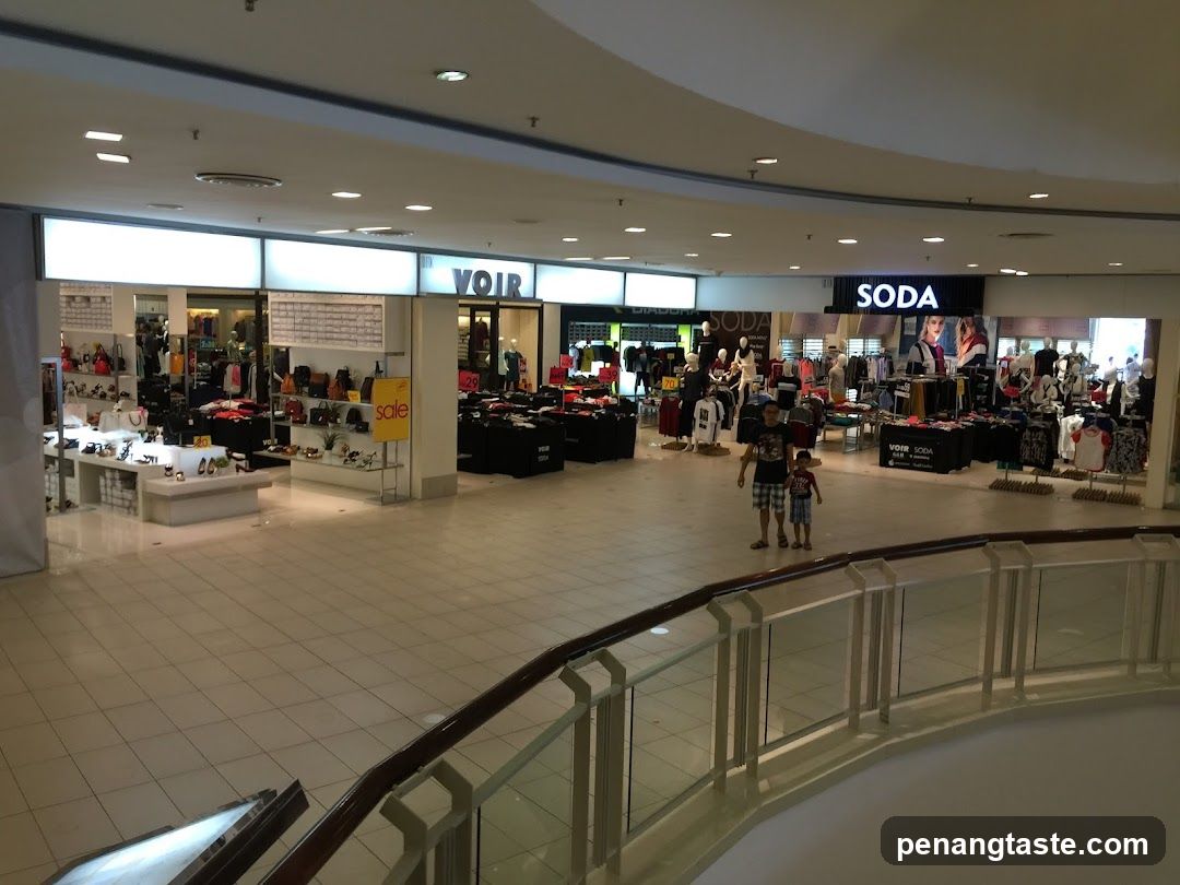 VOIR Gallery
