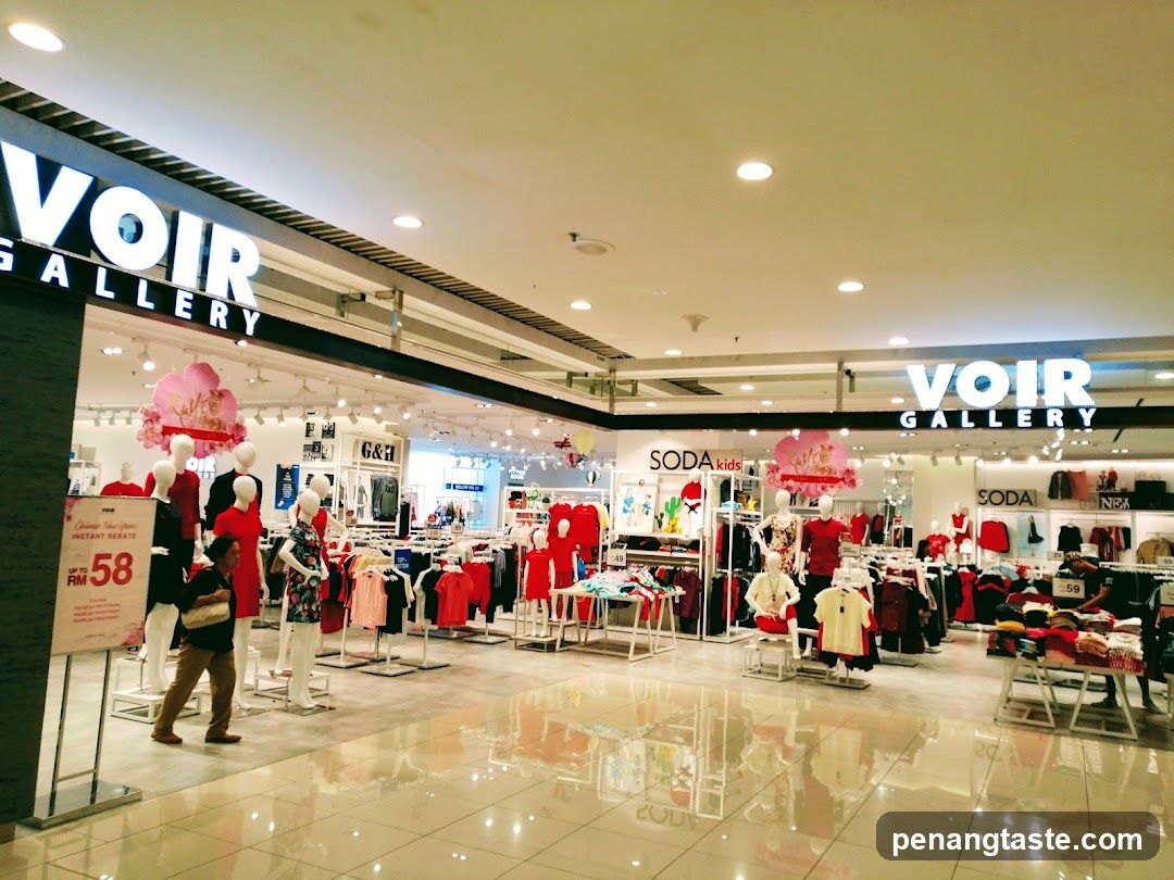 VOIR GALLERY Store Interior