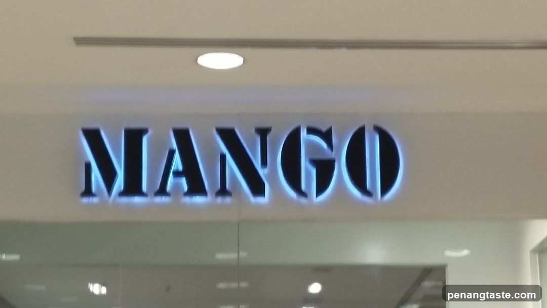 MANGO Store Signage