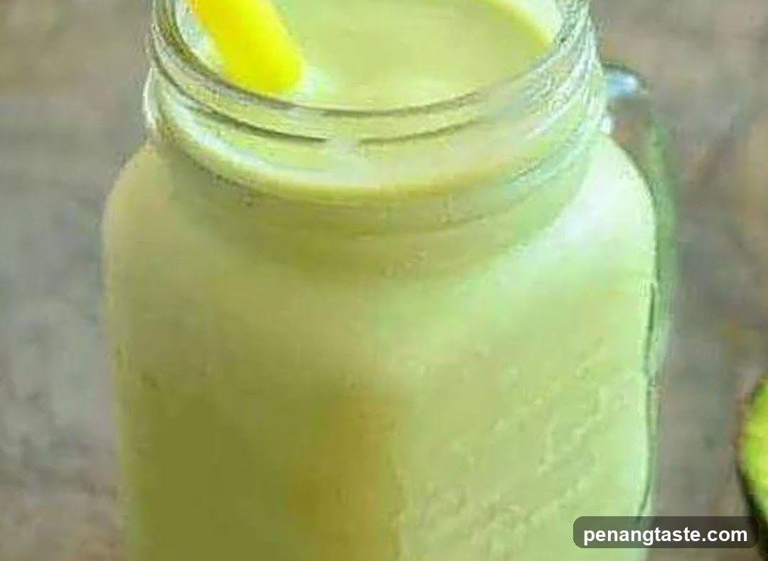 Avocado Smoothie in Mason Jar