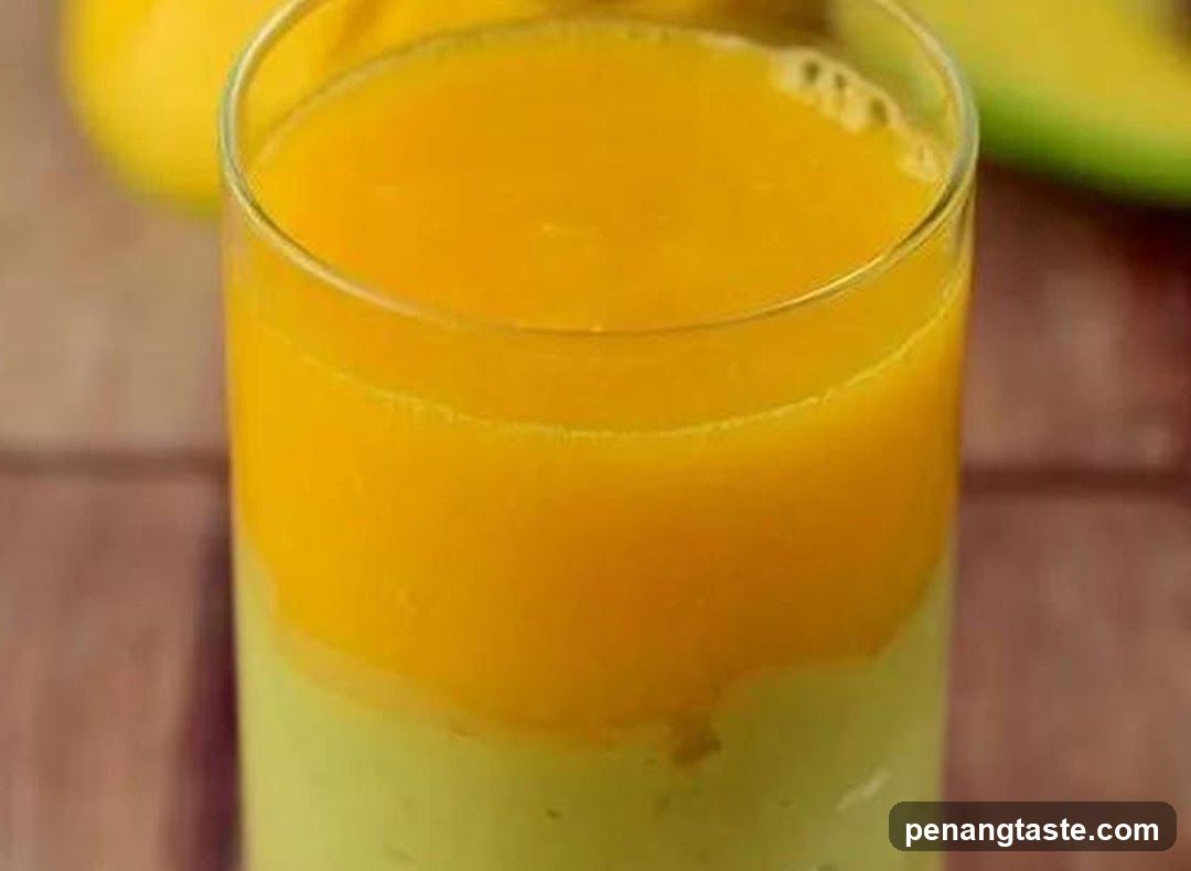 Mango-Avocado Smoothie