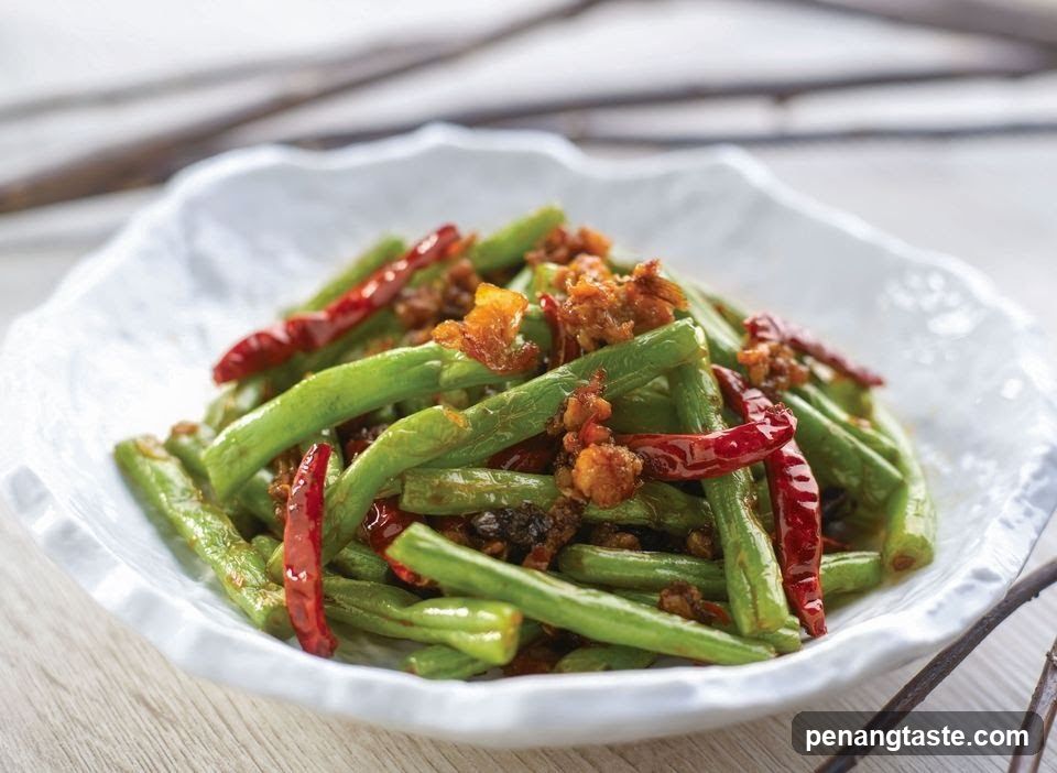 Stir-fried Green Beans with Chili and Crispy Ingredients