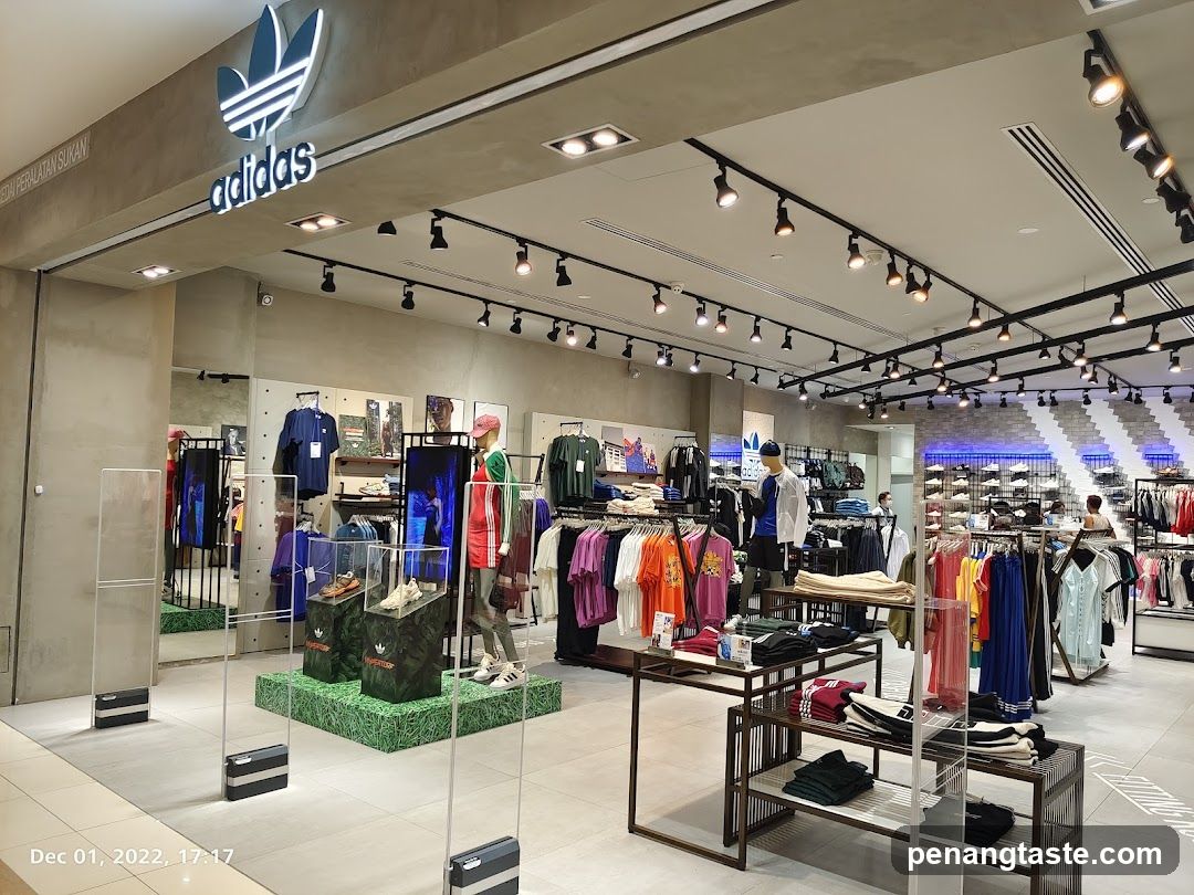 Adidas Store Interior