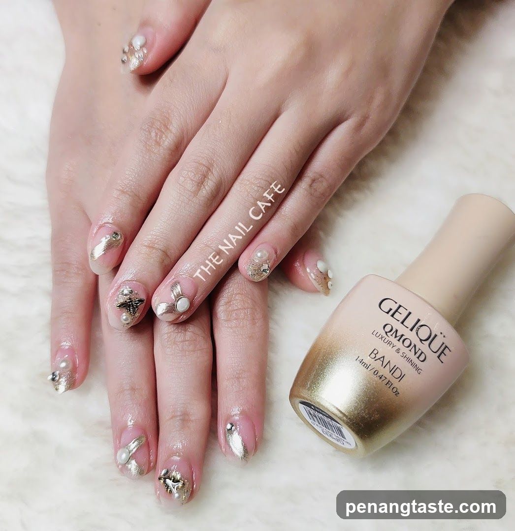 Nail Art Display with Gelique Qmond Product