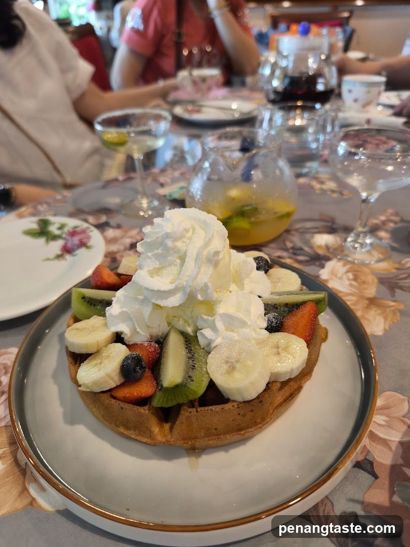 Waffle with Fruit Topping