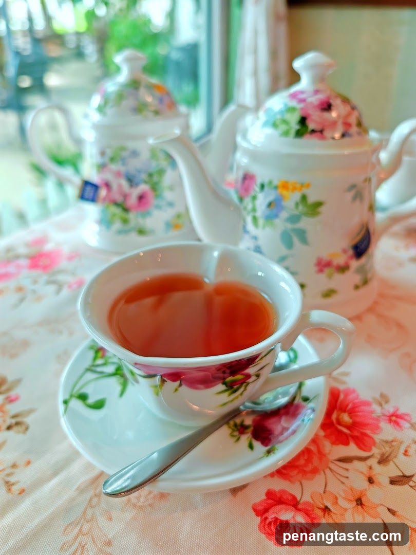 Tea Set Display