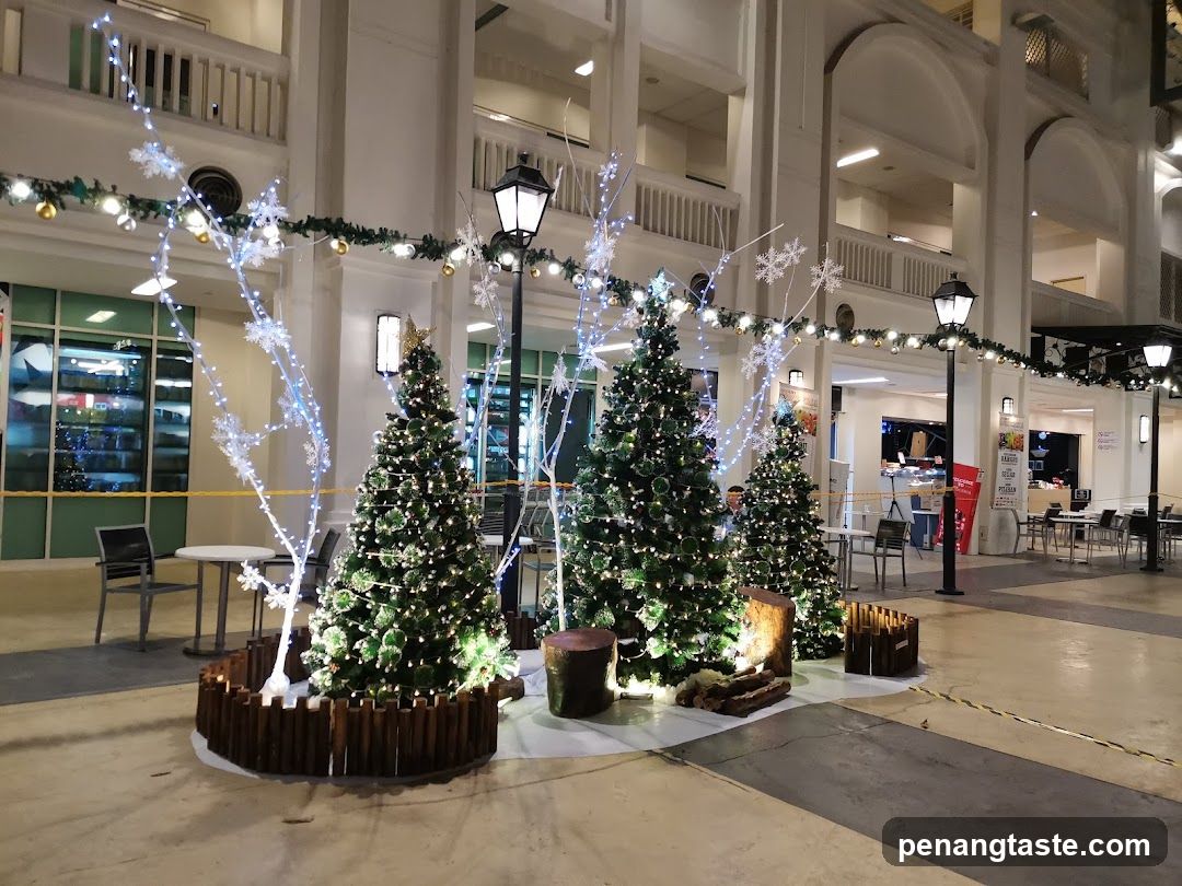 Interior Christmas Decorations
