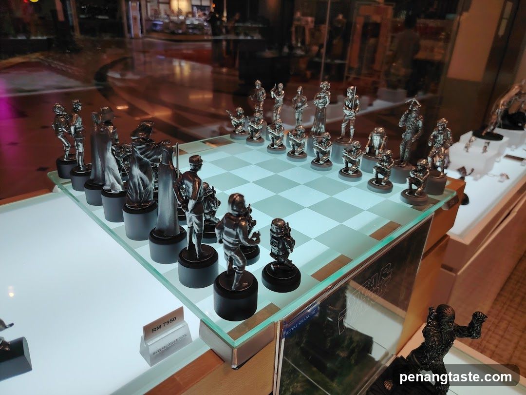 Star Wars Chess Set Display