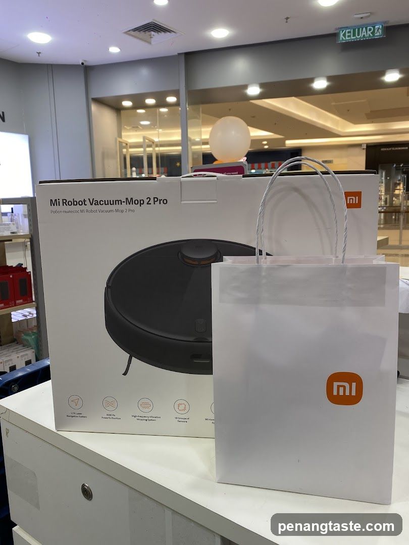 Mi Robot Vacuum-Mop 2 Pro Product Display