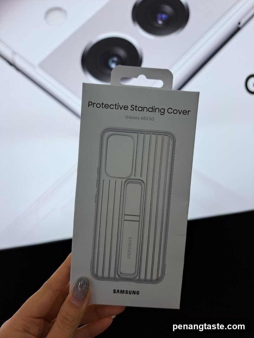 Samsung Protective Standing Cover Packaging