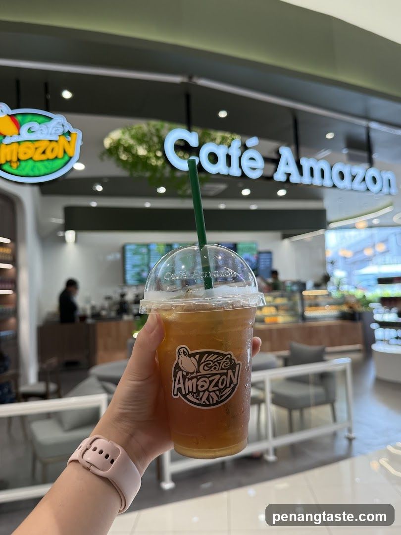 Café Amazon interior view