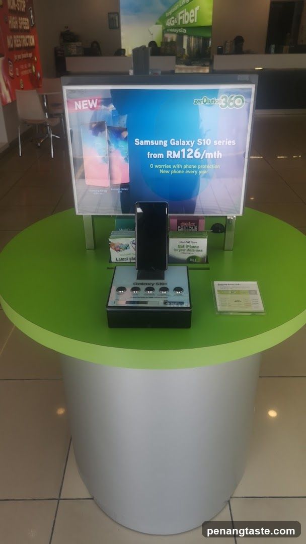 Samsung Galaxy S10 Series Display