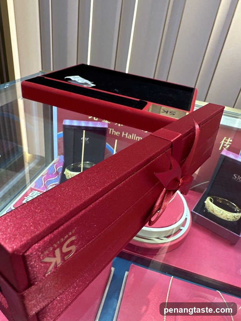 Jewelry Display Case
