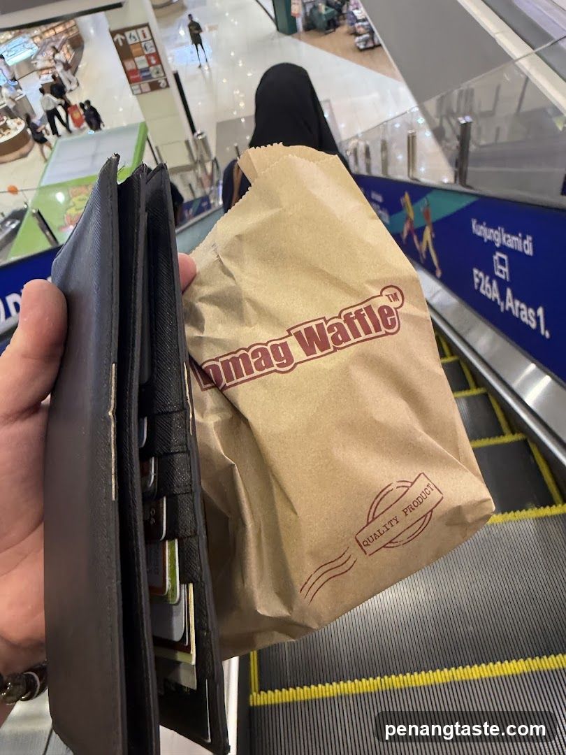 Shopping Mall Interior with Waffle Bag