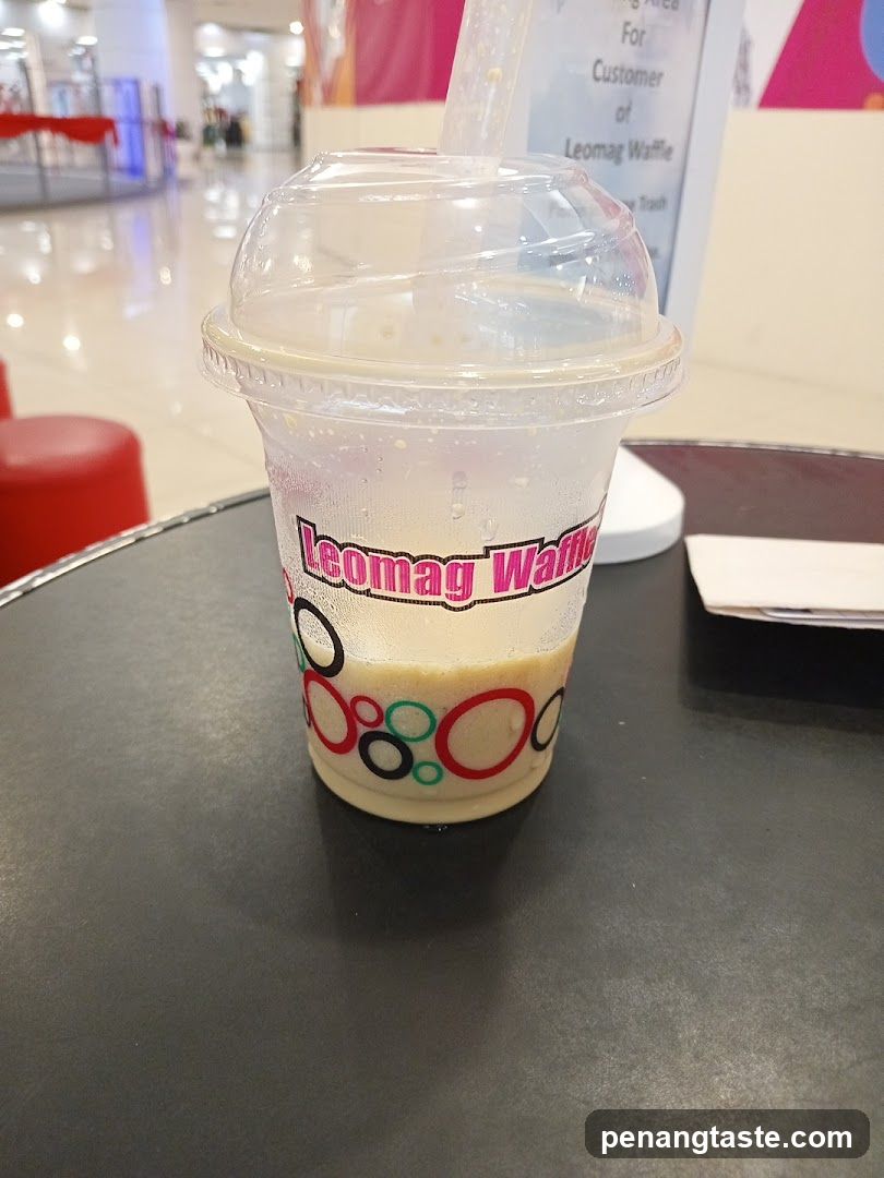Leomag Waffle drink at a shopping center