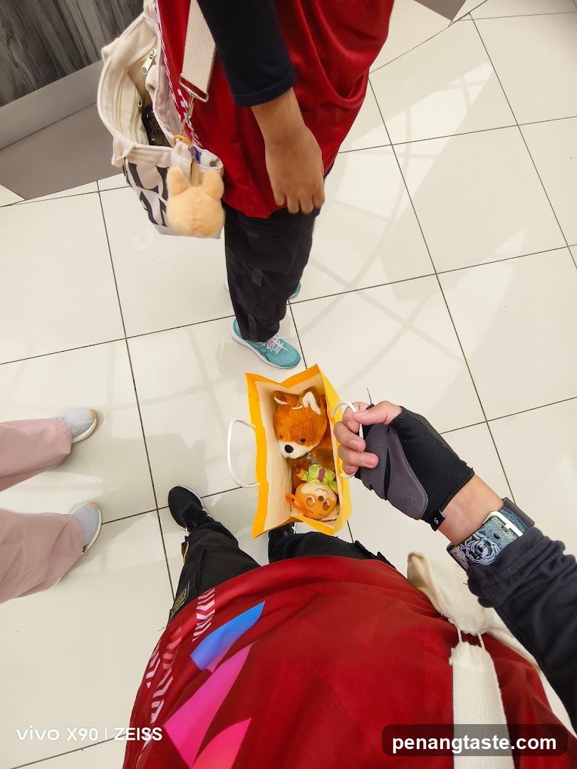 Shopping Interior Scene