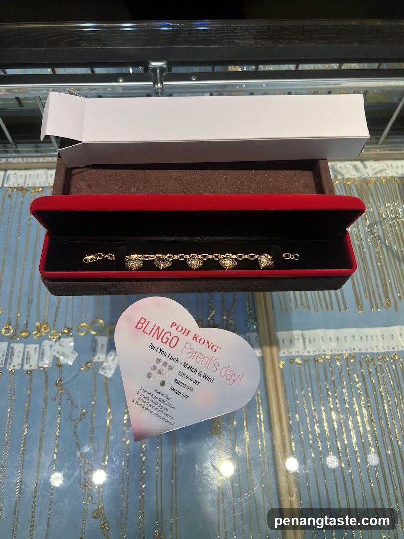 Blingo Parent's Day Promotion Display