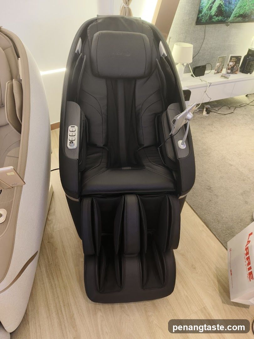 Massage Chair Display