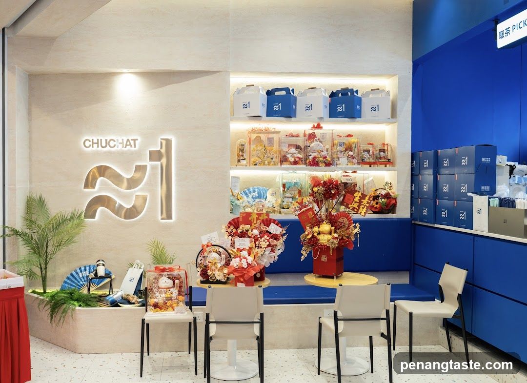 CHUCHAT Store Interior