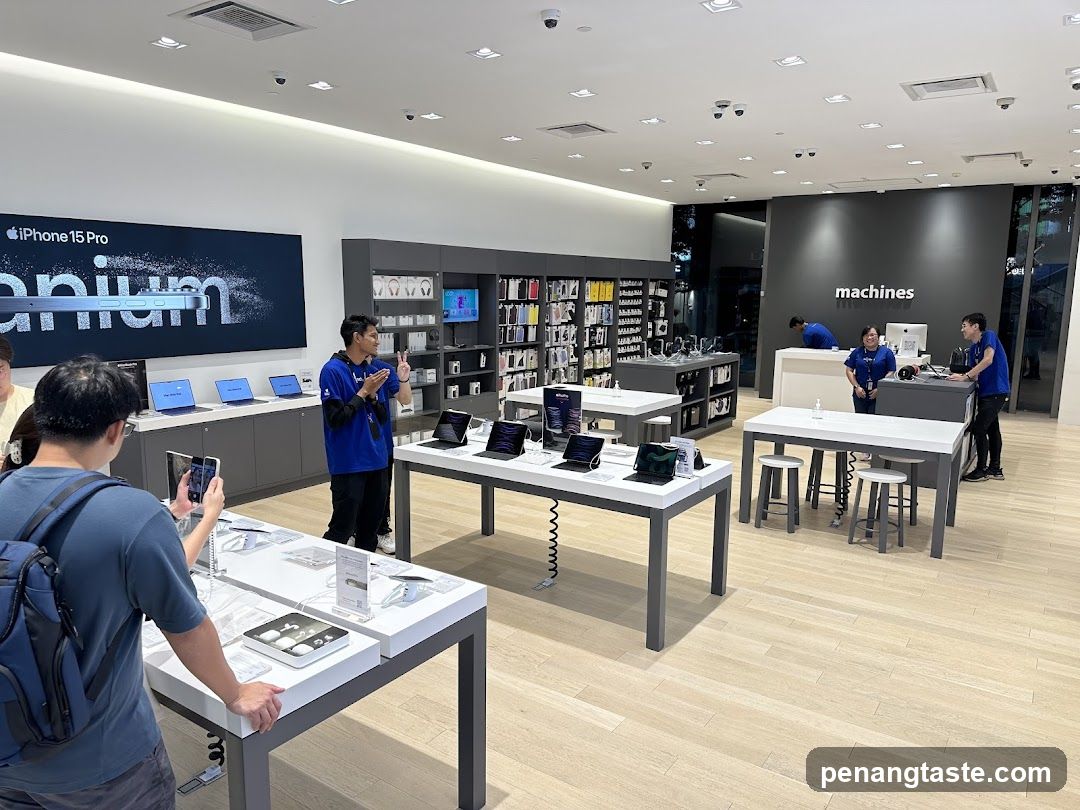 Apple Store Interior