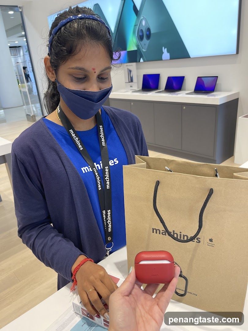 Apple Store Interior